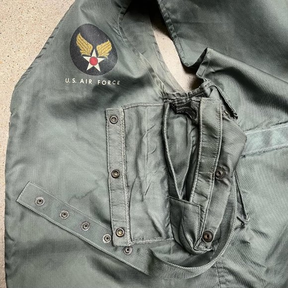 50s USAF E-1 Radio Carrier Vest - Picture 2 of 8